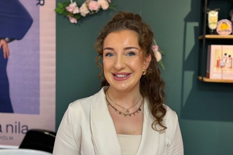 Luna - Career Team